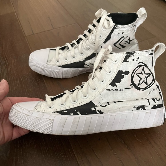Converse Unisex UNT1TL3D Script Print White w/Blk Classic Hi-Tops sz M 7.5 W 9.5 - Picture 4 of 16